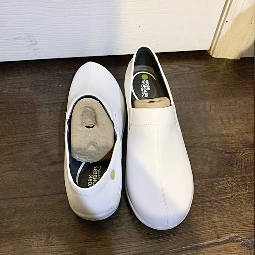 Scrub shoes